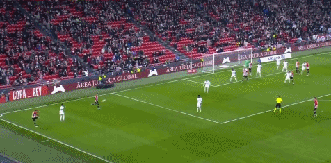 阿森纳3-1拜仁破其不败金身，马杜埃凯首球诺伊尔失误送礼