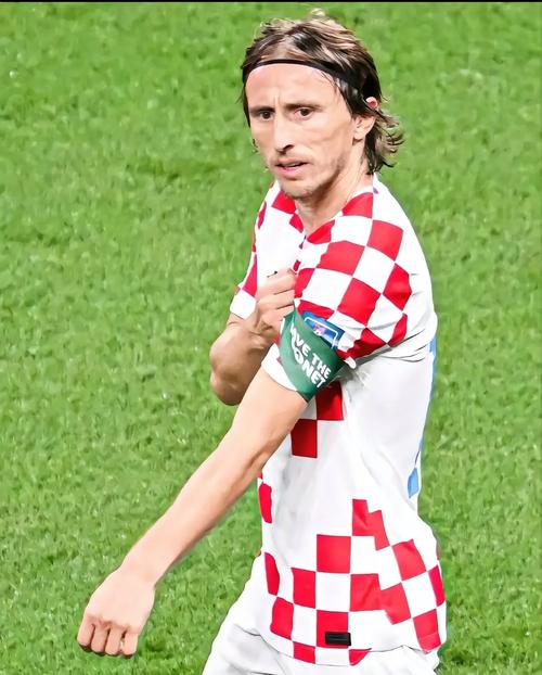 阿卡输不起的球赢了小野兔没指望的四强进了，ATP要减赛事数量了