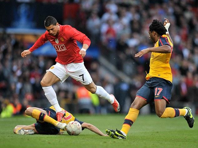 邮报：国际足联考虑强制设定比赛72小时间隔以保障球员健康